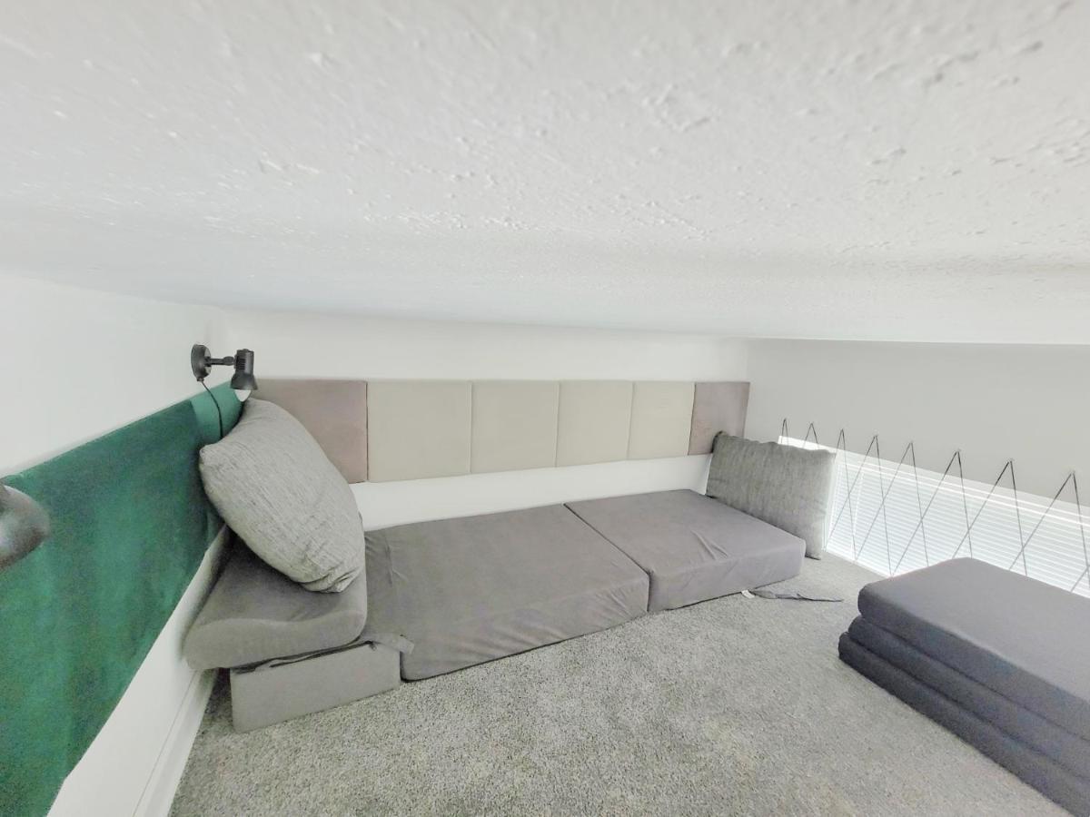 Grand Theater Apartments Лодз Екстериор снимка